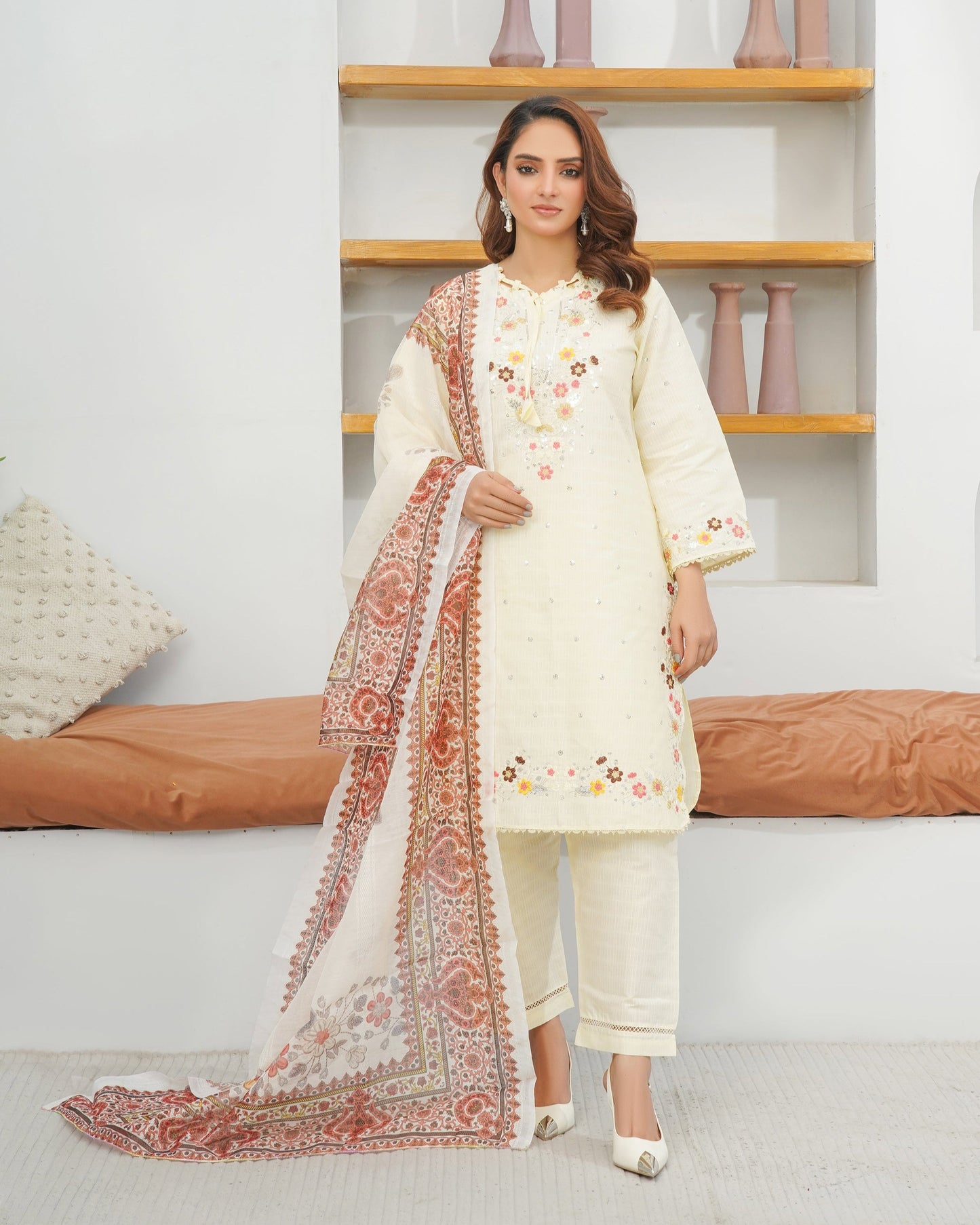 Ivory Garden 3-Piece Stitched Suit