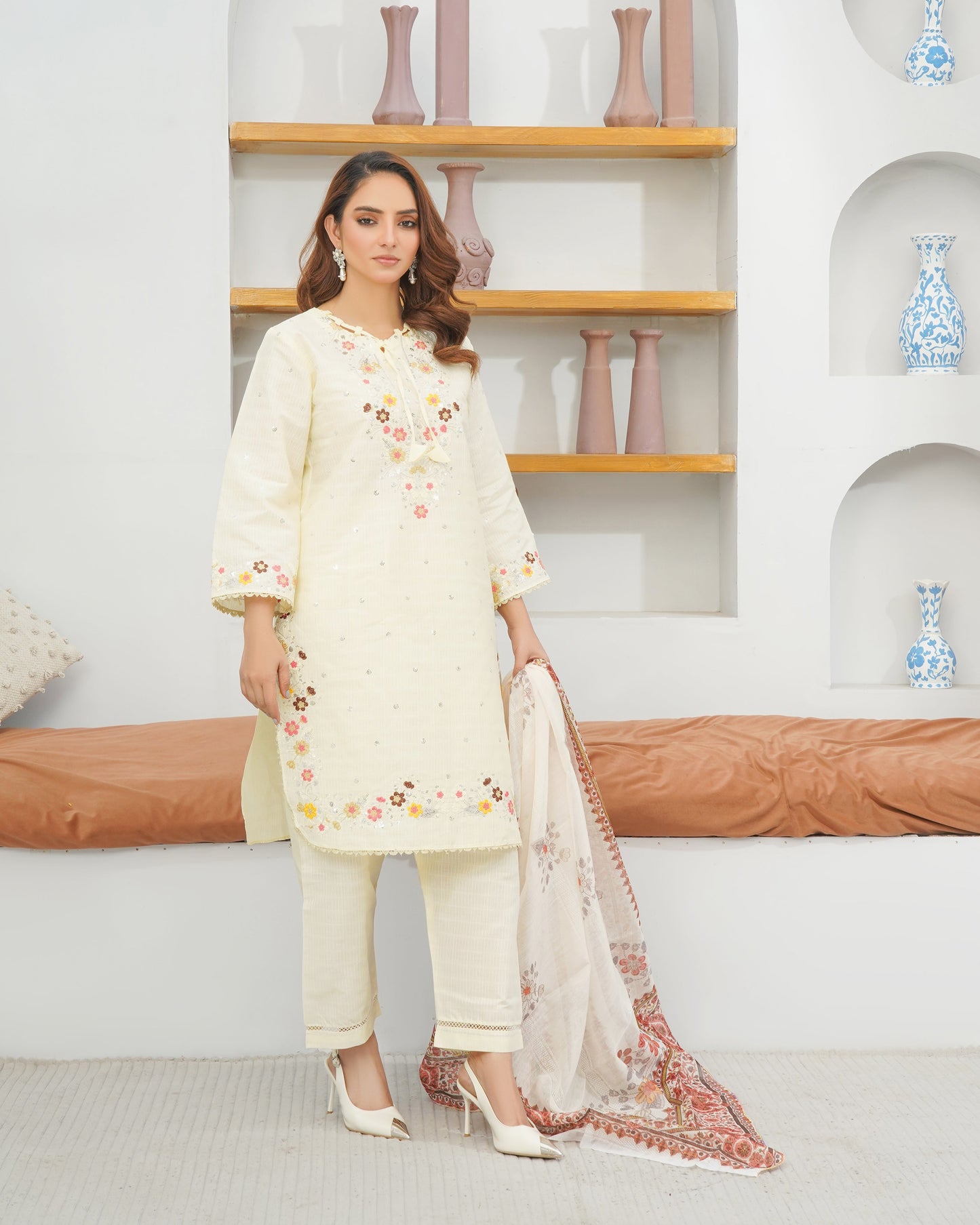 Ivory Garden 3-Piece Stitched Suit
