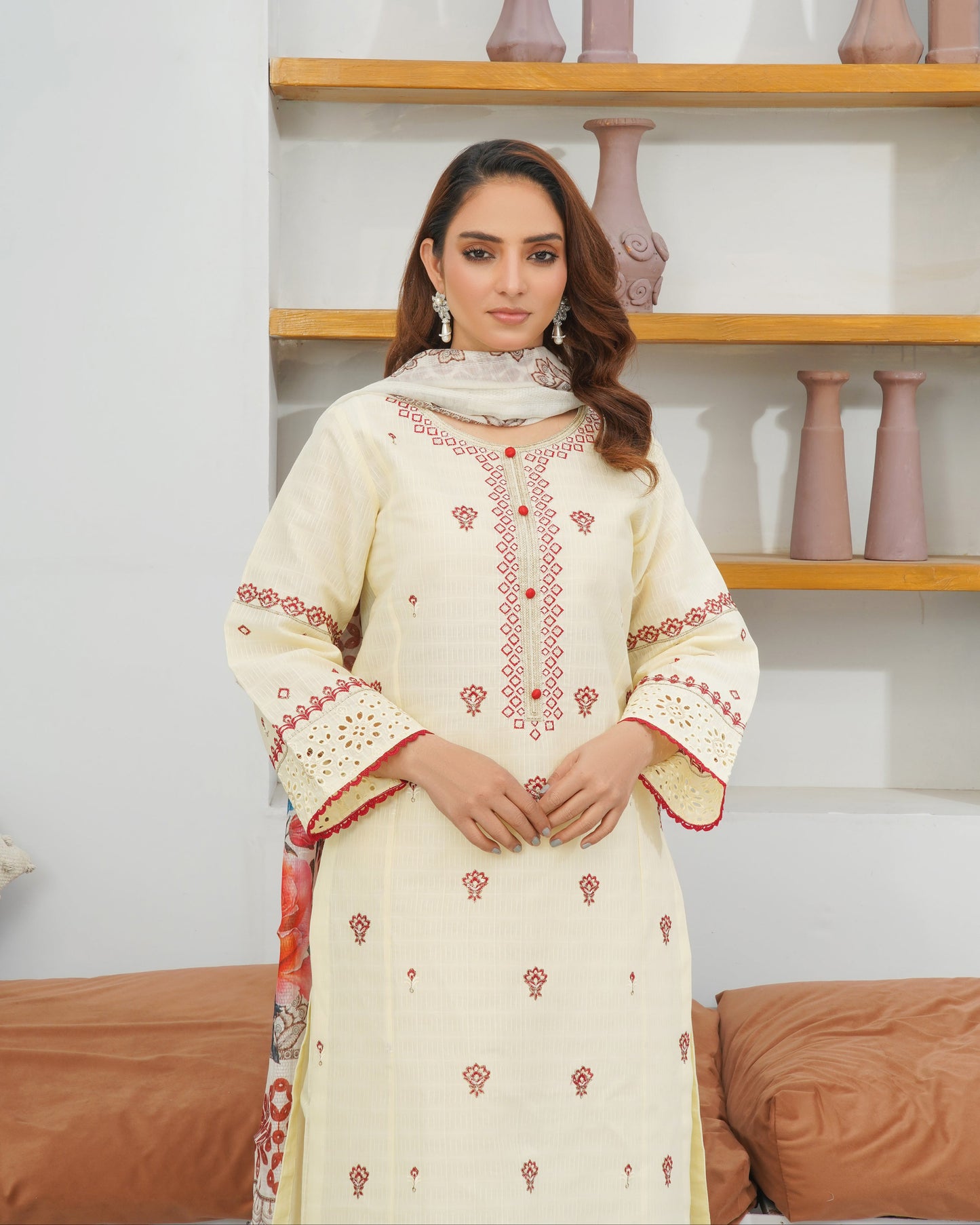 Zauq-e-Bahar 3-Piece Stitched Chickenkari Suit