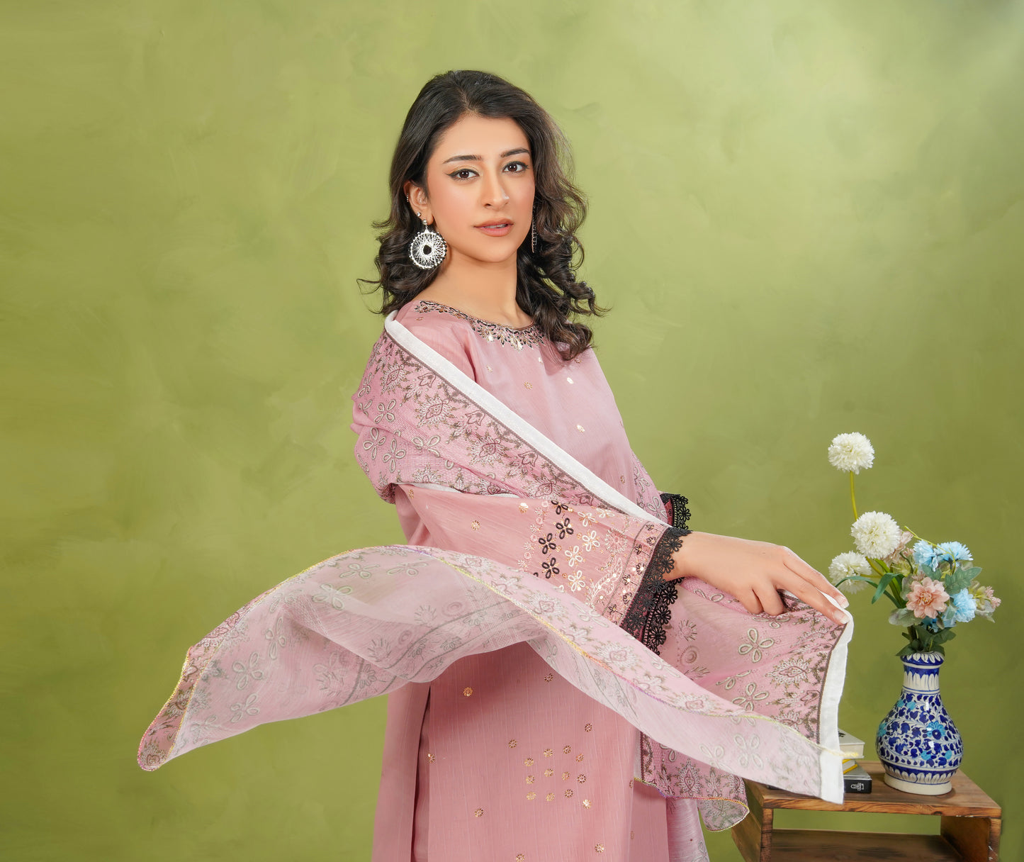 Blossom Pink 3-Piece Luxury Stitched Suit