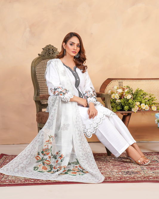 Nazneen – Elegant White Embroidered Suit