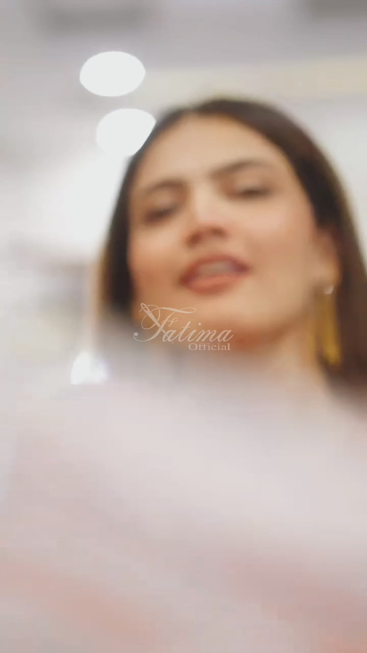 β¨ Fatima Official x Iqra Kanwal β¨
Hamara stunning 3-piece stitched suit ab Iqra Kanwal ke flawless style mein! π«